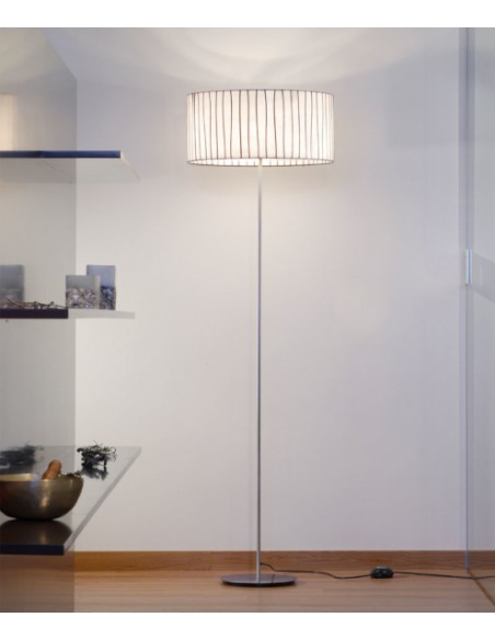 Lámpara de pie de acero y cristal en acabado blanco regulable en intensidad - Curvas - A by Arturo Álvarez
