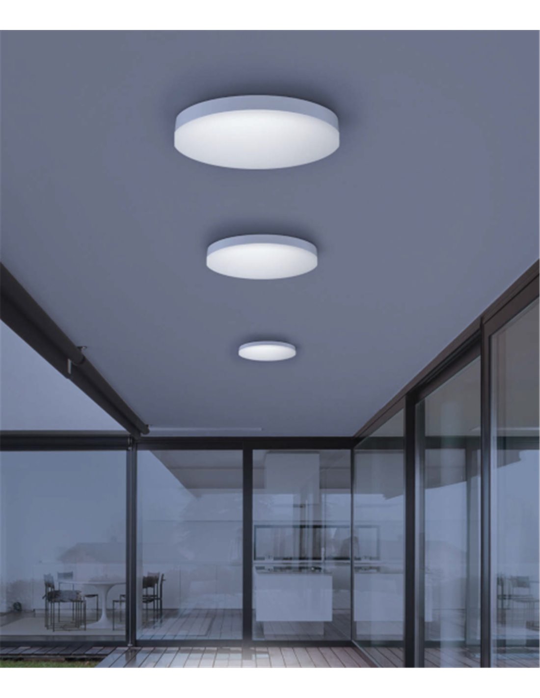 Iluminación con sensor de movimiento en edificio