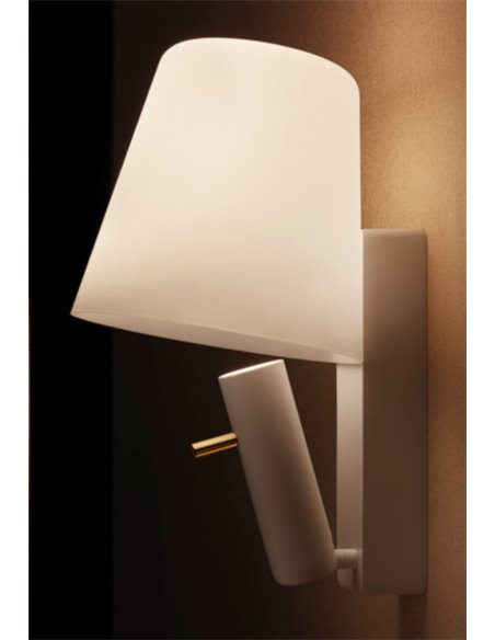 Aplique de pared Read Me - Leds C4 - Lámpara de lectura LED, luz orientable, pantalla metacrilato