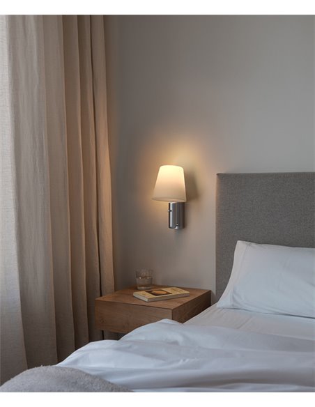 Aplique de pared Read Me - Leds C4 - Lámpara de lectura LED, luz orientable, pantalla metacrilato