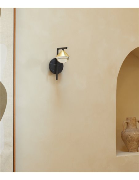 Aplique de pared Nino – Aromas – Lámpara de pared de mármol+cristal, LED 3000K, Dorada