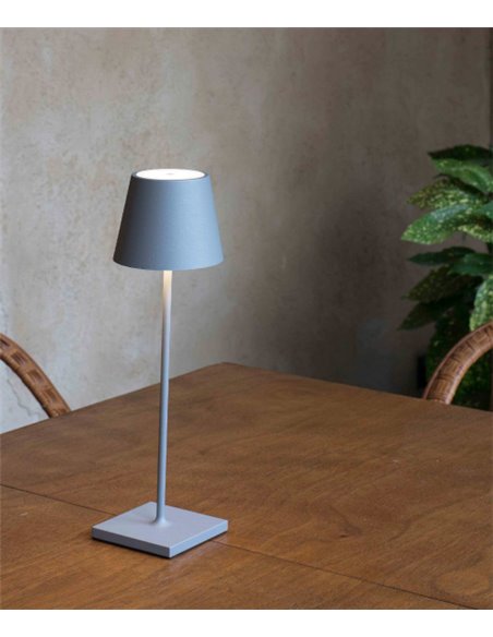 Lámpara LED portátil Touch System disponible en cuatro colores Toc - Faro
