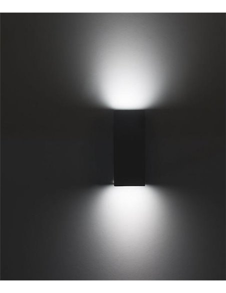 Aplique de pared de exterior Cube – FORLIGHT – Lámpara de acero moderna en gris o negro, Altura: 22 cm, GU10 IP44