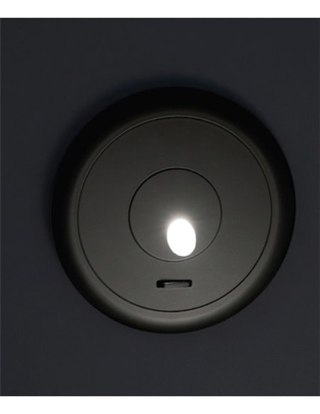 Aplique de pared Radar – LedsC4 – Lámpara minimalista en blanco o negro, LED 3000K, Regulable corte de fase