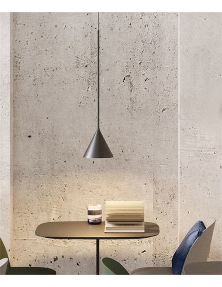 Lámpara colgante Rubi Mono – Robin – Diseño minimalista negro, interior dorado