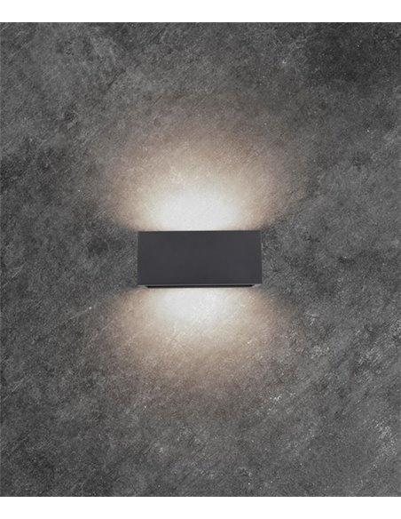 Aplique de exterior Utah – Mantra – Lámpara de pared en gris, blanco o corten