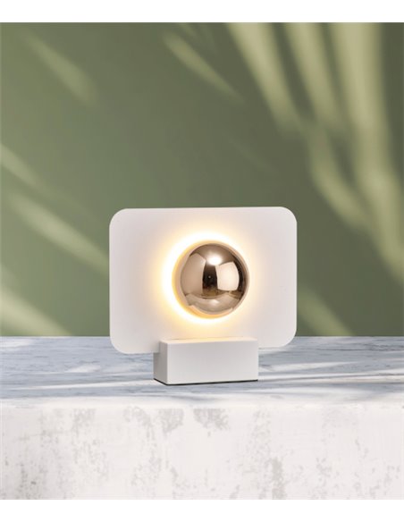 Lámpara de mesa Alba – Mantra – Diseño minimalista en blanco o negro