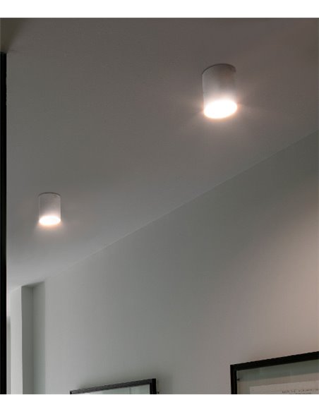 Foco de techo Haru - Faro - Plafón LED con forma cilíndrica