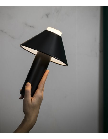 Lámpara portátil negra Fuji – Faro – IP44 con batería recargable, brillo ajustable, táctil