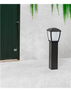 Lámpara Baliza Wilma - Faro - Baliza exterior clásica, en aluminio negro, 17 x 17 x 57