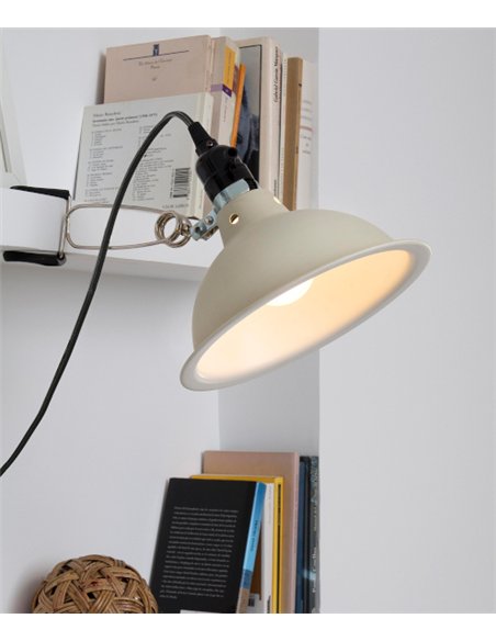 Lámpara con Pinza Pepper - Faro - De metal, estilo industrial Lámpara con Pinza Pepper - Faro - De metal, estilo industrial