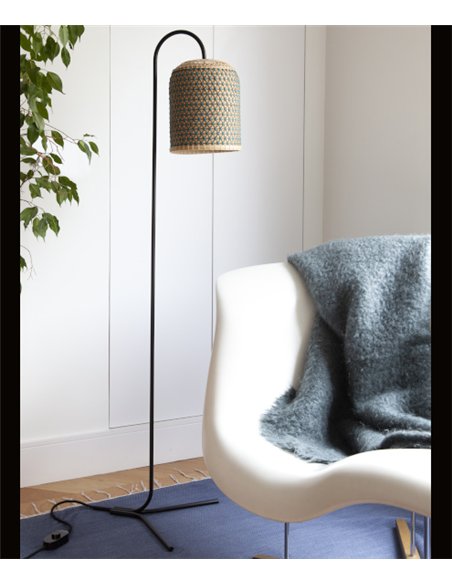 Lámpara de pie Pikul - PET Lamp - Diseño arco con pantalla de fibra natural