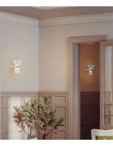 Aplique de pared New York - Mantra - Lámpara moderna con 2 pantallas cónicas de vidrio