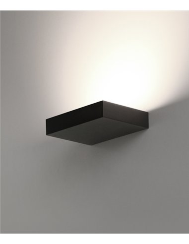Aplique de pared Brick - ACB - LED integrado 20W-56W, 2380-7020 lm, difusor microprismático, acabado blanco y negro