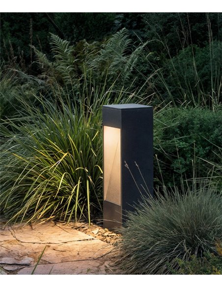 Baliza de exterior Nyra - ACB - Luz moderna para iluminar caminos