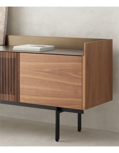 Aparador Stockholm - Punt Mobles - Mueble de madera nogal o roble, 238 cm