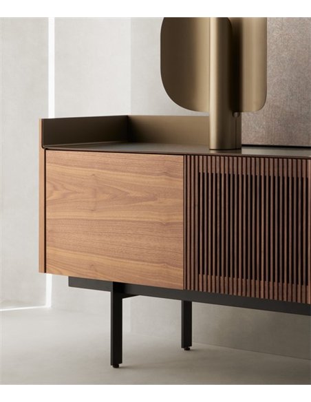 Aparador Stockholm - Punt Mobles - Mueble de madera nogal o roble, 238 cm