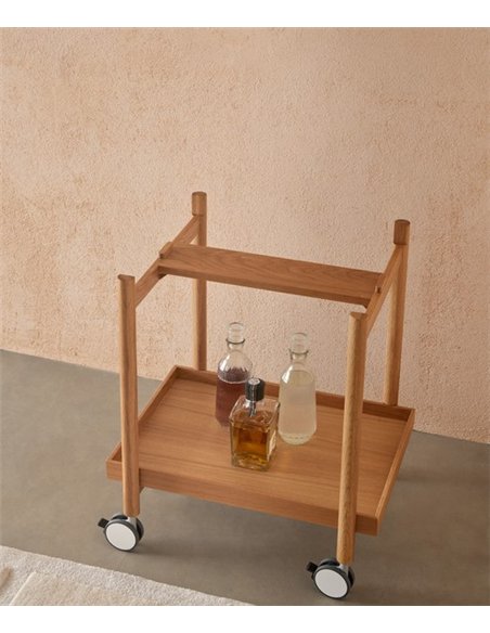 Carrito auxiliar Mai Tai - Punt Mobles - Mueble bar con ruedas de madera y bandejas