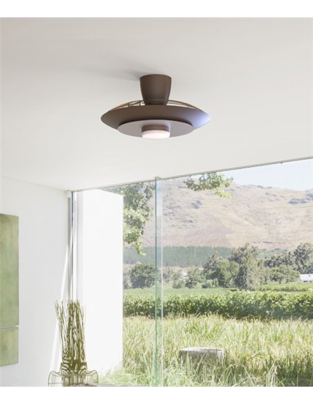 Plafón ventilador Kyoto - Mantra - Acabado café y níquel cepillado con aspas transparentes