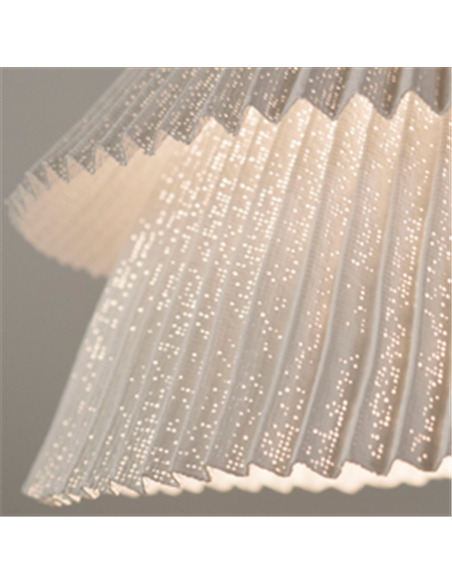 Lámpara colgante Núa - a-emotional light - Diseño vertical de malla metálica con textura decorativa