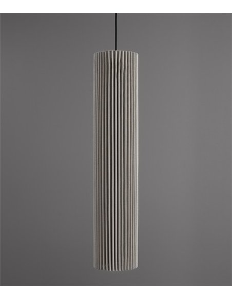 Lámpara colgante Núa - a-emotional light - Diseño vertical de malla metálica disponible en 2 tamaños