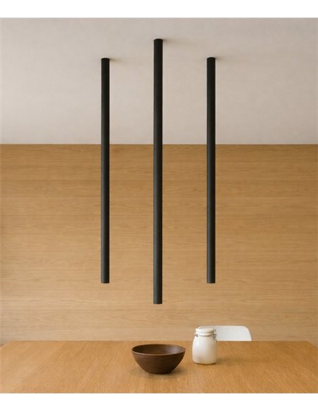 Lámpara de techo Solid C - B.lux - Tubular vertical de diseño industrial con óptica darklight