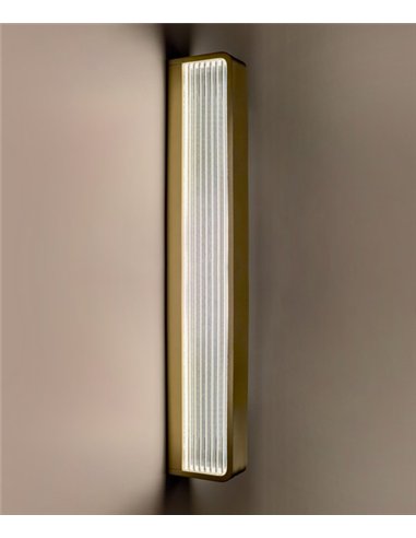 Aplique de pared Myn W Glass - B.lux - Diseño vertical con vidrio estriado y luz LED difusa