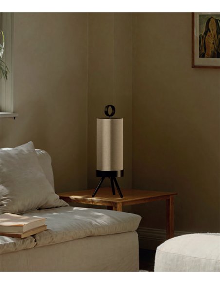 Lámpara de mesa Nooi - Aromas - Pantalla cilíndrica de lino con base trípode