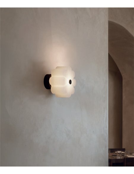 Aplique de pared Flow - Aromas - Diseño floral de cristal opal con luz regulable