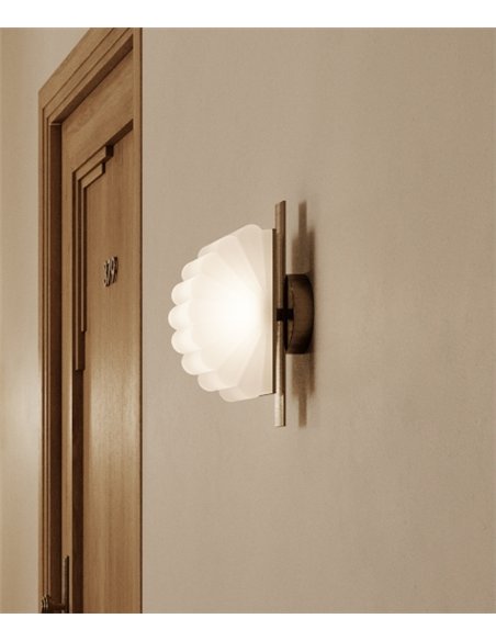 Aplique de pared Gina - Aromas - Pantalla de cristal opal con diseño en forma de abanico
