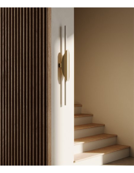 Aplique de pared Xago - Aromas - Diseño minimalista vertical con barra LED