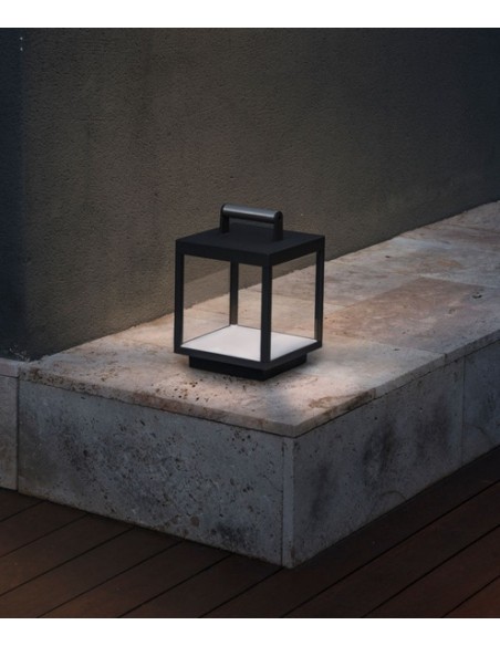 Lámpara LED portátil Kerala - Faro