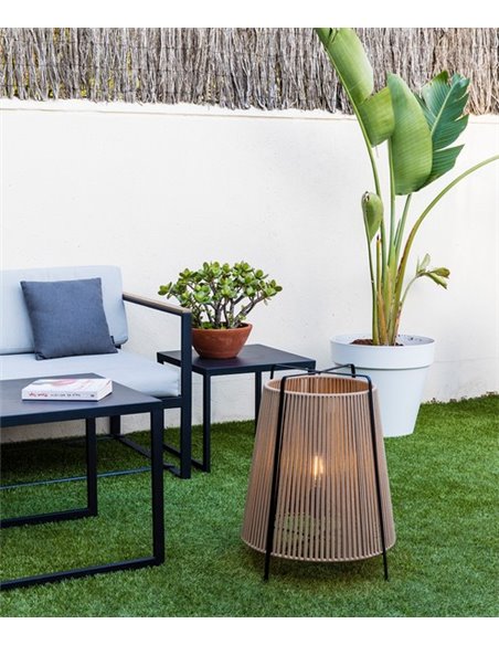 Lámpara de pie de exterior Akane – Faro – IP44