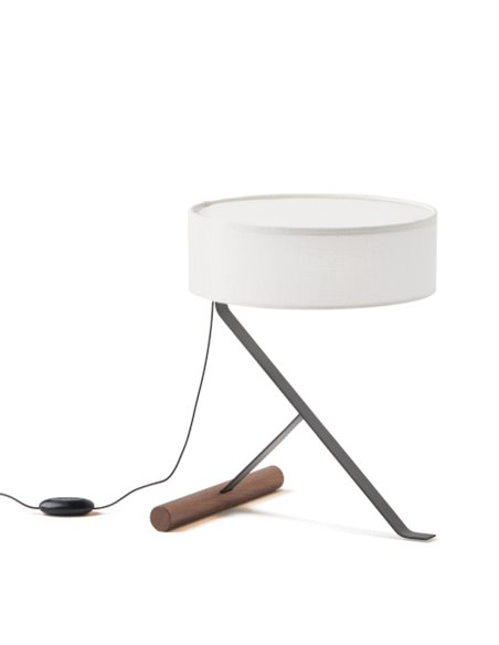 Lámpara de mesa Chicago – Punt Mobles – Pantalla textil de algodón+Base nogal y metal, LED regulable 2700K