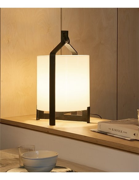 Lámpara de mesa Fanal – Luxcambra – Disponible en varios acabados y tamaños