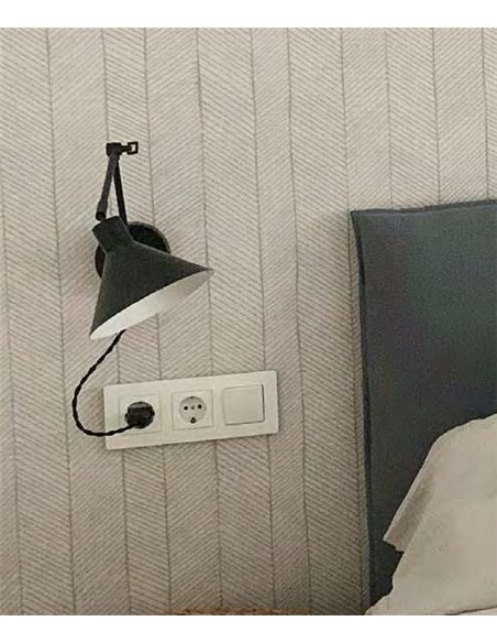 Aplique de pared Capuchina – Luxcambra – Brazo articulable, acabado negro