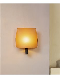 Aplique de pared Luang – Faro – Pantalla de pergamino en blanco o camel