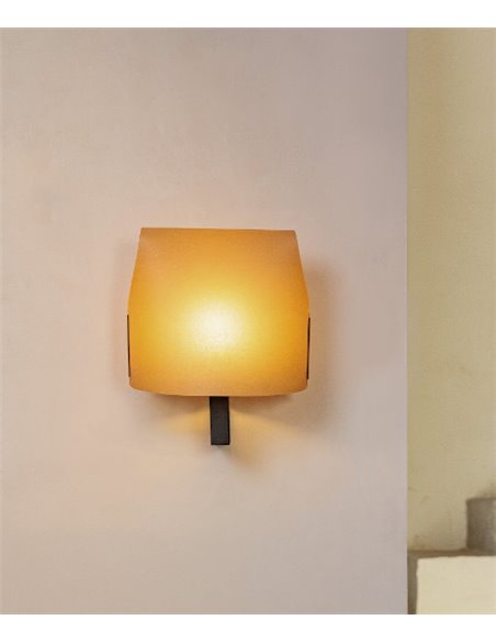 Aplique de pared Luang – Faro – Pantalla de pergamino en blanco o camel
