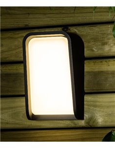 Aplique de pared de exterior Mask – Faro – Ambientes salinos, LED 3000K