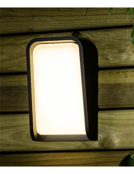 Aplique de pared de exterior Mask – Faro – Ambientes salinos, LED 3000K