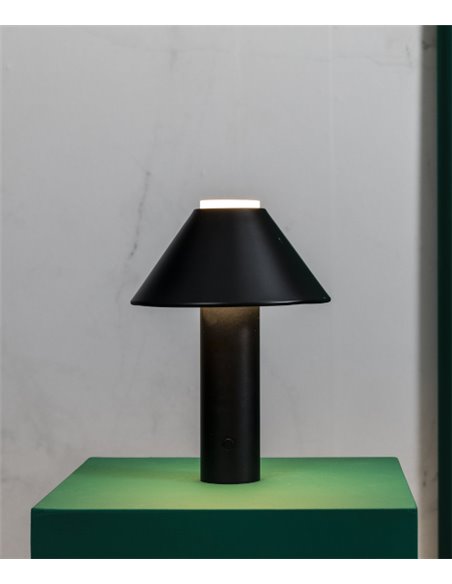 Lámpara portátil negra Fuji – Faro – IP44 con batería recargable, brillo ajustable, táctil