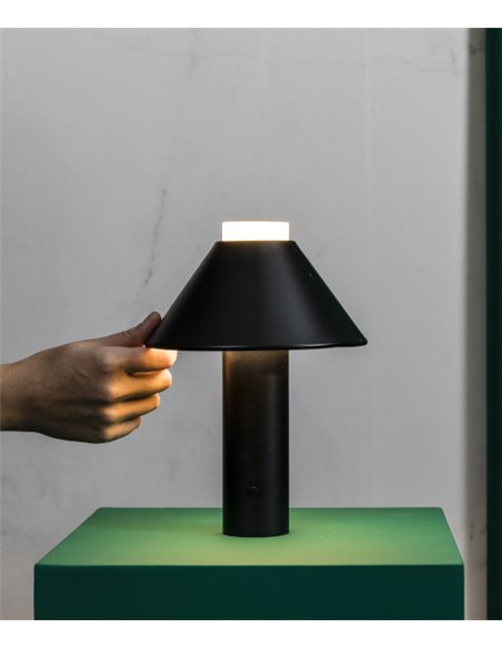 Lámpara portátil negra Fuji – Faro – IP44 con batería recargable, brillo ajustable, táctil