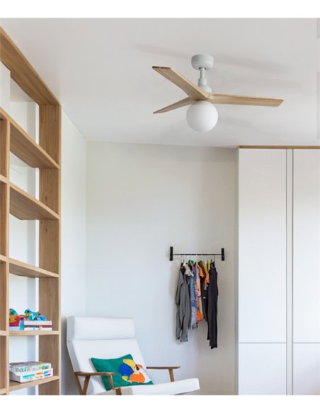 Ventilador de techo con luz Klim Smart S - Faro - Ventilador DC con palas de pino