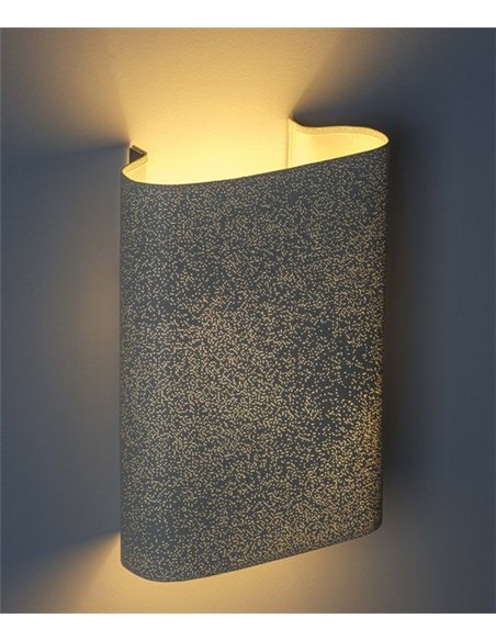 Aplique de pared Lisa - a-emotional light - Lámpara decorativa en 2 tamaños