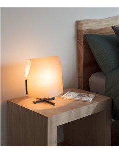 Lámpara de mesa Luang - Faro – Lámpara de papiro en 2 tamaños y colores