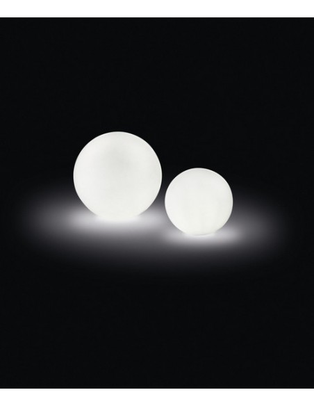 Lámpara de pie y sobremesa redonda de exterior Ballon – Novolux Lighting