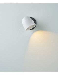 Speers wall light – Blux - IP54 outdoor wall light, LED 2700K, Adjustable lampshade