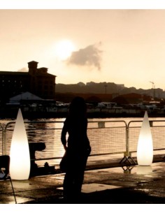 Lámpara portátil de exterior Kanpazar – Blux