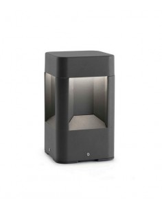 Lámpara sobremuro LED gris oscuro disponible en dos tamaños – Naya – Faro 2