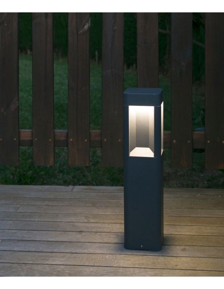 Lámpara sobremuro LED gris oscuro disponible en dos tamaños – Naya – Faro